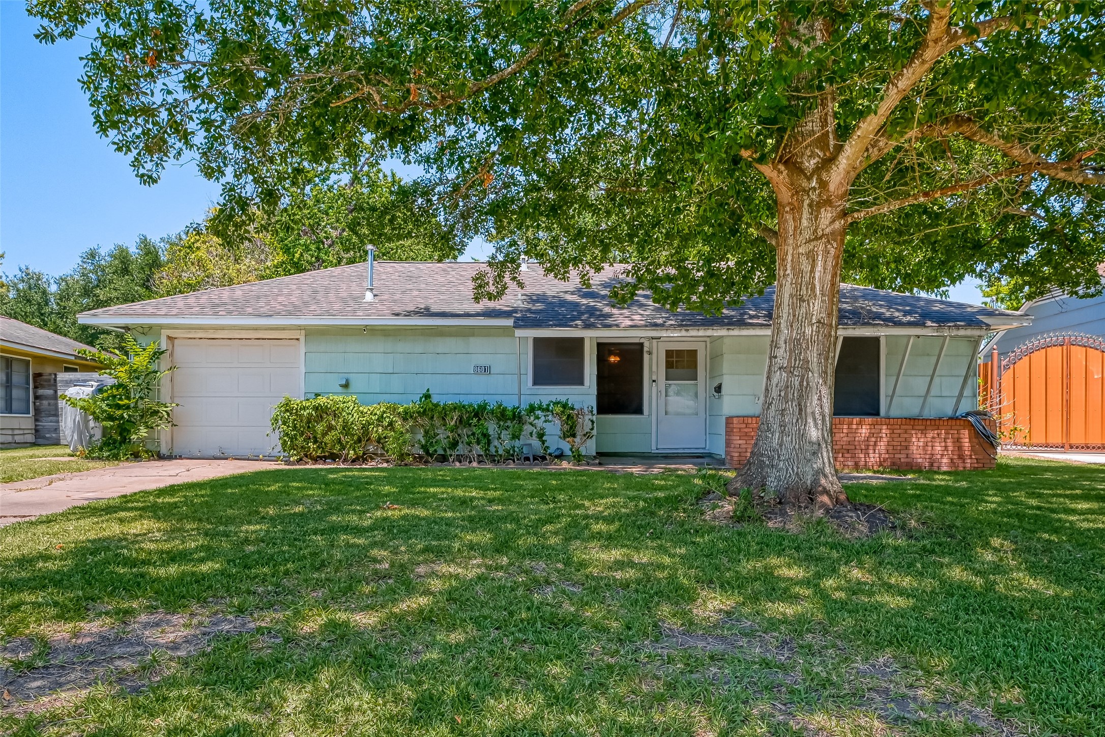 8601 Dunlap Street Houston TX 77074