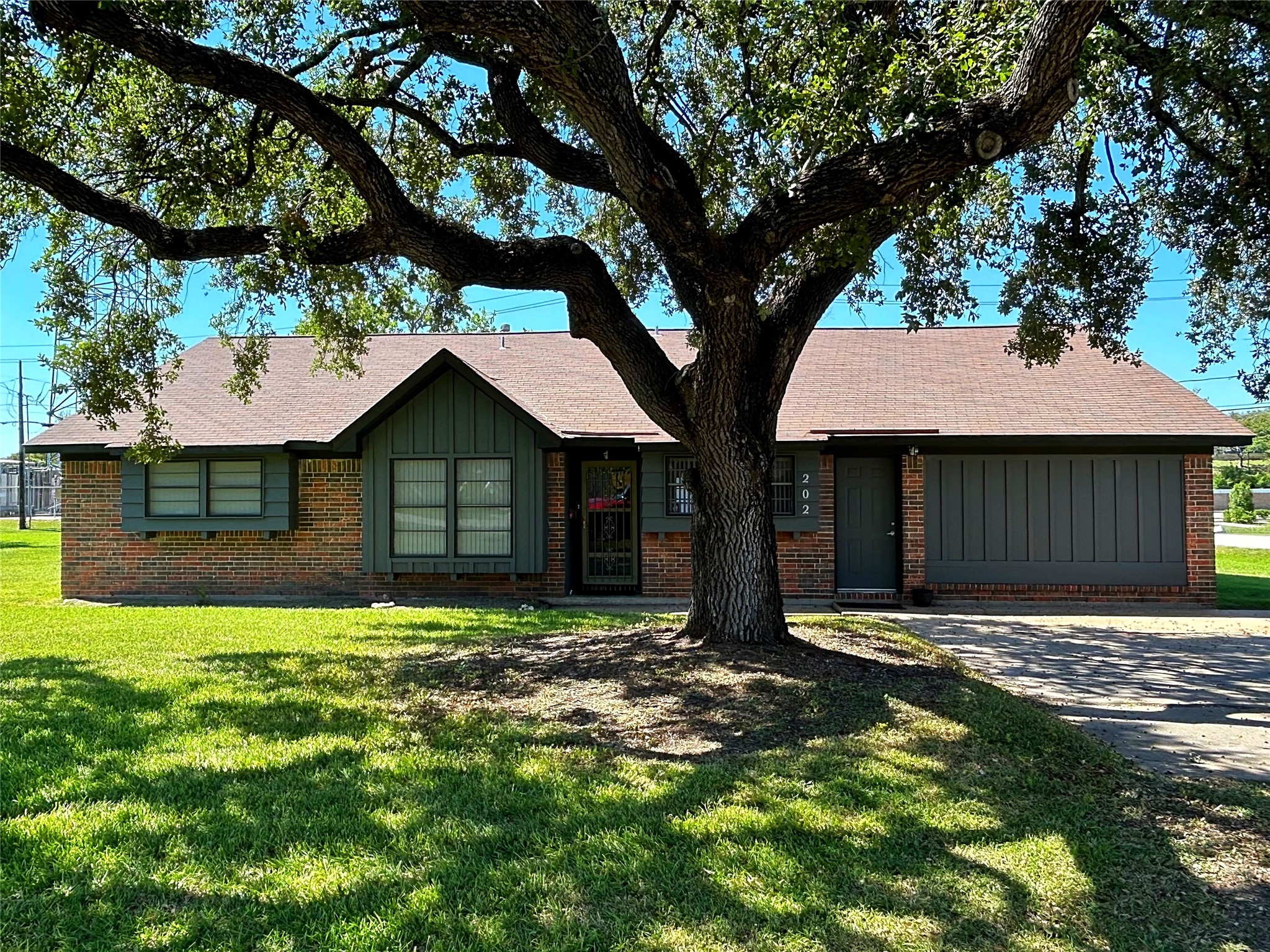 202 S 8th Street La Porte TX 77571