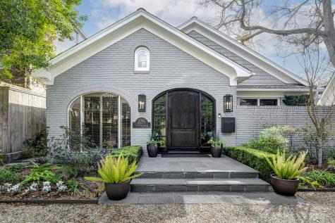 2215 Wroxton Road Houston TX 77005
