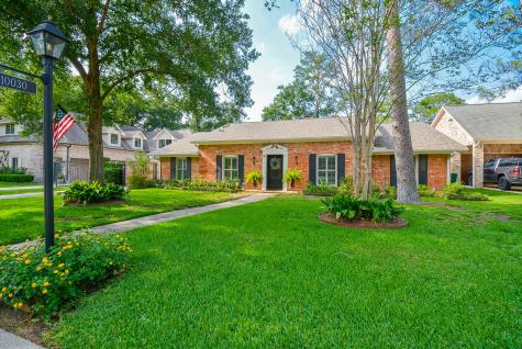 10030 Cedar Creek Drive Houston TX 77042