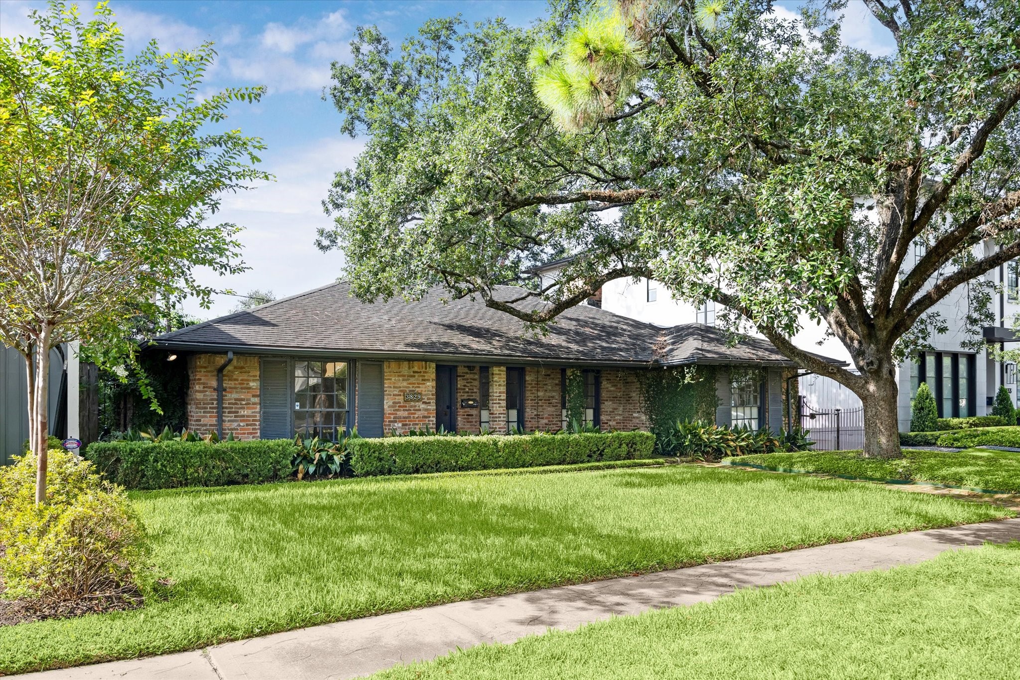 3829 Piping Rock Lane Houston TX 77027