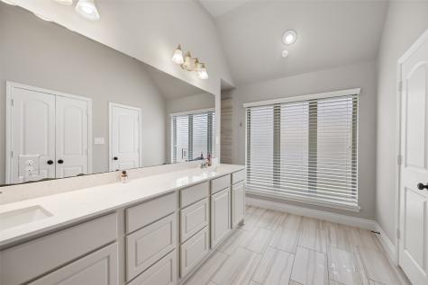 1934 Bayleaf Manor Drive Manvel TX 77578