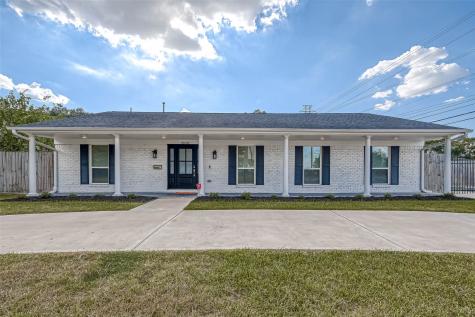 10602 Cedarhurst Drive Houston TX 77096