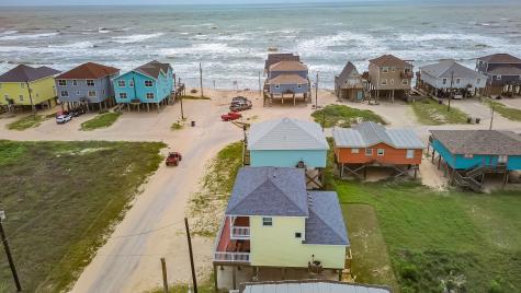 104 Beach Drive Freeport TX 77541