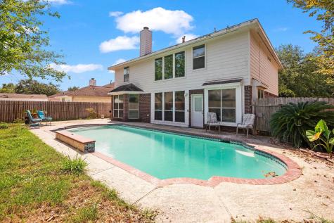 3719 Chatwood Drive Pearland TX 77584