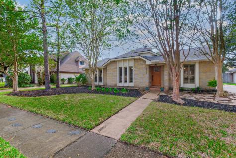 3030 Edgewood Drive Sugar Land TX 77479