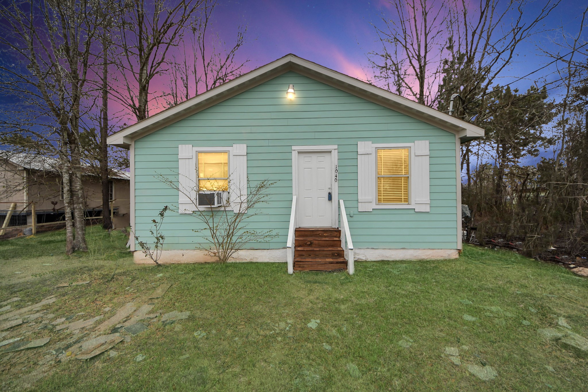 1040 County Road 5007 Cleveland TX 77327