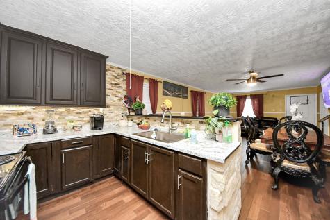 1040 County Road 5007 Cleveland TX 77327