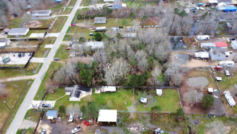 1040 County Road 5007 Cleveland TX 77327