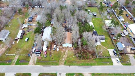 1040 County Road 5007 Cleveland TX 77327