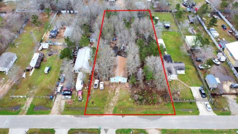 1040 County Road 5007 Cleveland TX 77327