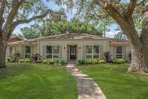 6223 Paisley Street Houston TX 77096