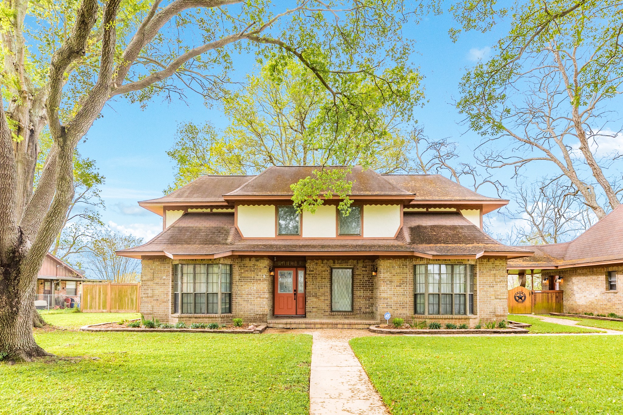 1617 Azalea Street Sweeny TX 77480