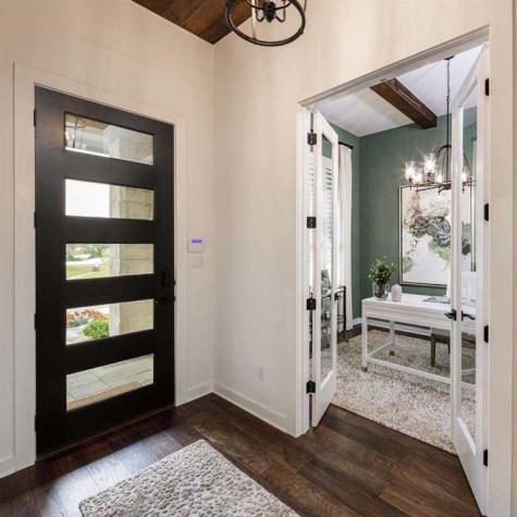 12115 Sweetbriar Loop Mont Belvieu TX 77523