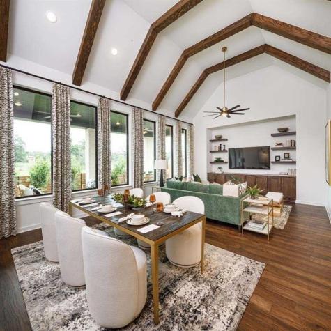 12115 Sweetbriar Loop Mont Belvieu TX 77523