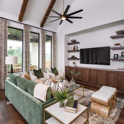 12115 Sweetbriar Loop Mont Belvieu TX 77523