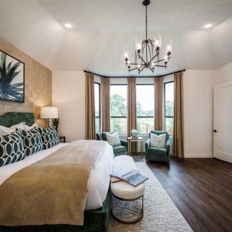 12115 Sweetbriar Loop Mont Belvieu TX 77523
