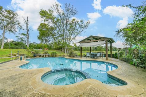 2602 Sleepy Hollow Drive Pearland TX 77581