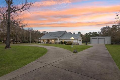 612 Indian Trails Drive Wallisville TX 77597