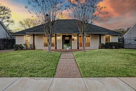 978 Chamboard Lane Houston TX 77018
