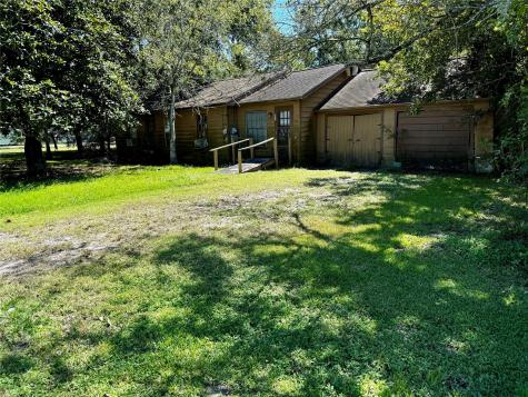 235 W Hartel Street Sour Lake TX 77659
