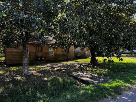 235 W Hartel Street Sour Lake TX 77659