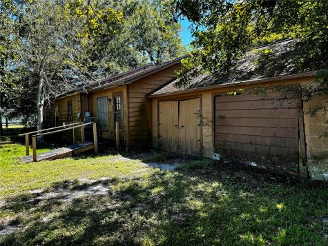 235 W Hartel Street Sour Lake TX 77659