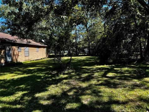 235 W Hartel Street Sour Lake TX 77659