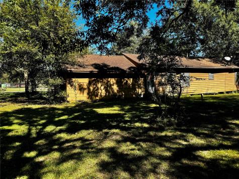 235 W Hartel Street Sour Lake TX 77659