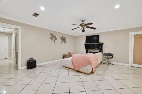9718 Whitepost Lane Houston TX 77086