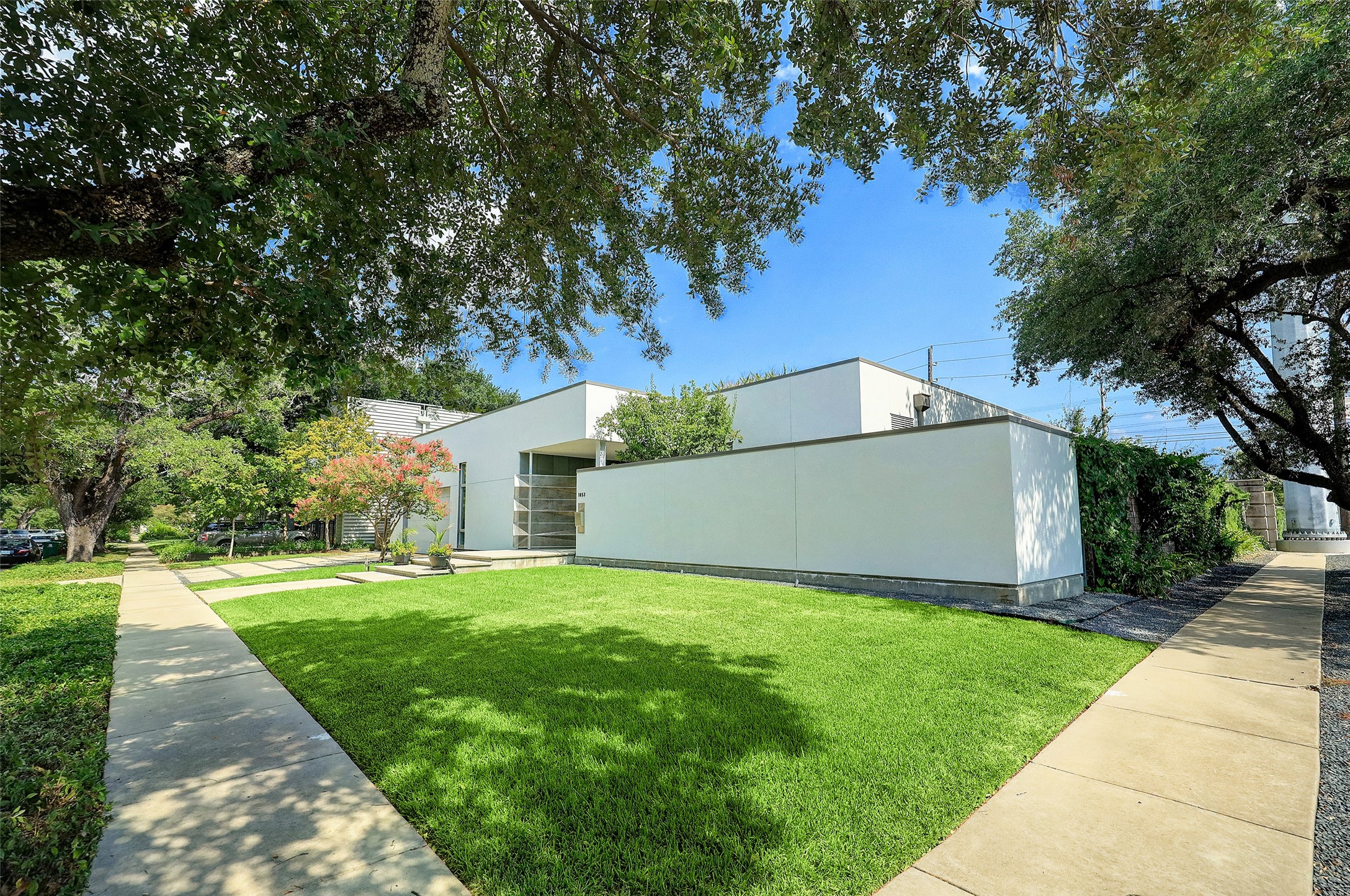 1853 Lexington Street Houston TX 77098