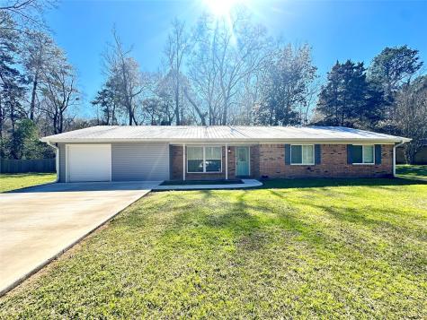 1405 W Holly Street Woodville TX 75979