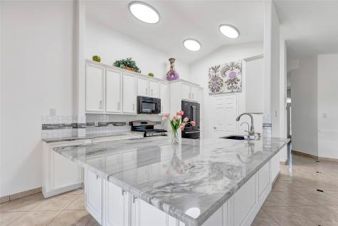 15930 Breanna Lane Houston TX 77049