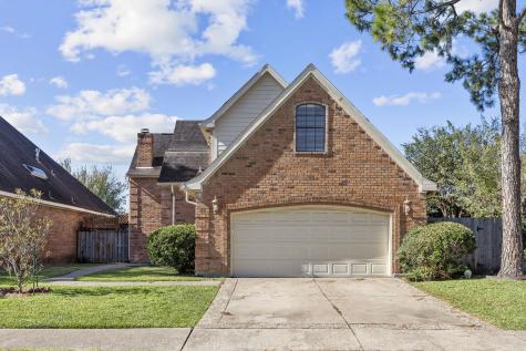 1239 Misty Lake Court Sugar Land TX 77498