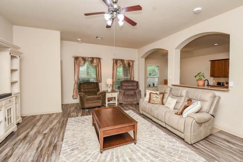162 W Heritage Mill Circle Tomball TX 77375