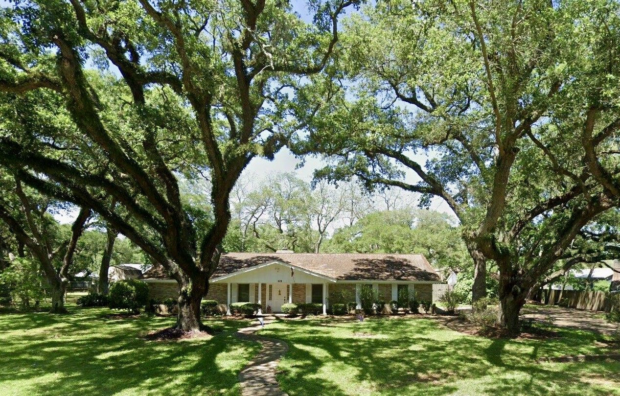 620 County Road 698c Angleton TX 77515