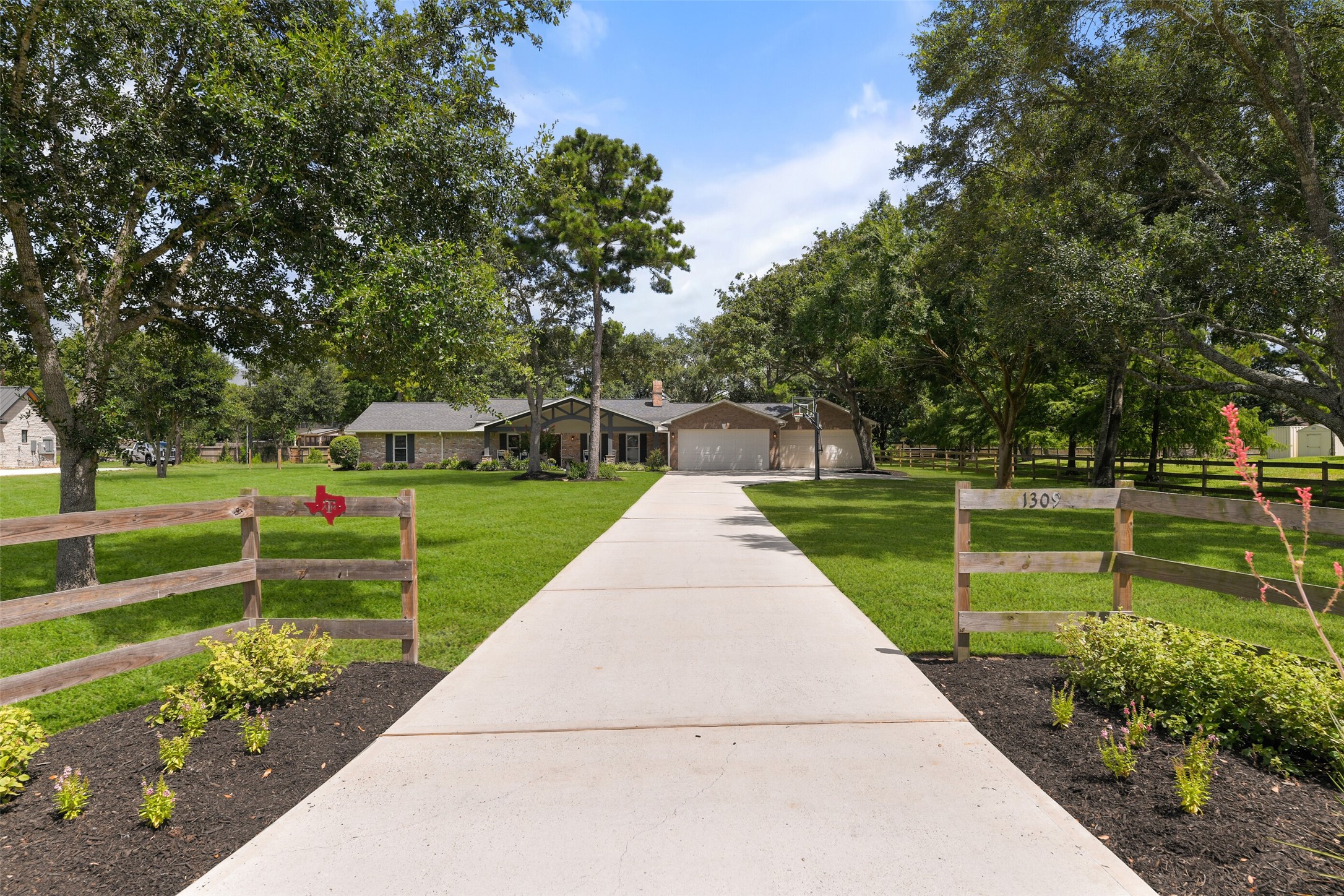 1309 Falling Leaf Drive Friendswood TX 77546