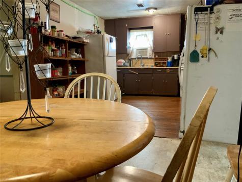 215 Mcneir Street Anahuac TX 77514