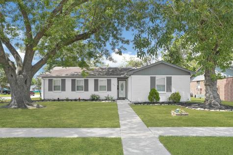 859 Regal Street Houston TX 77034