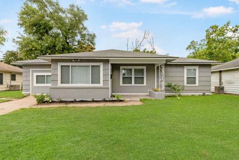 313 Wisteria Street Lake Jackson TX 77566