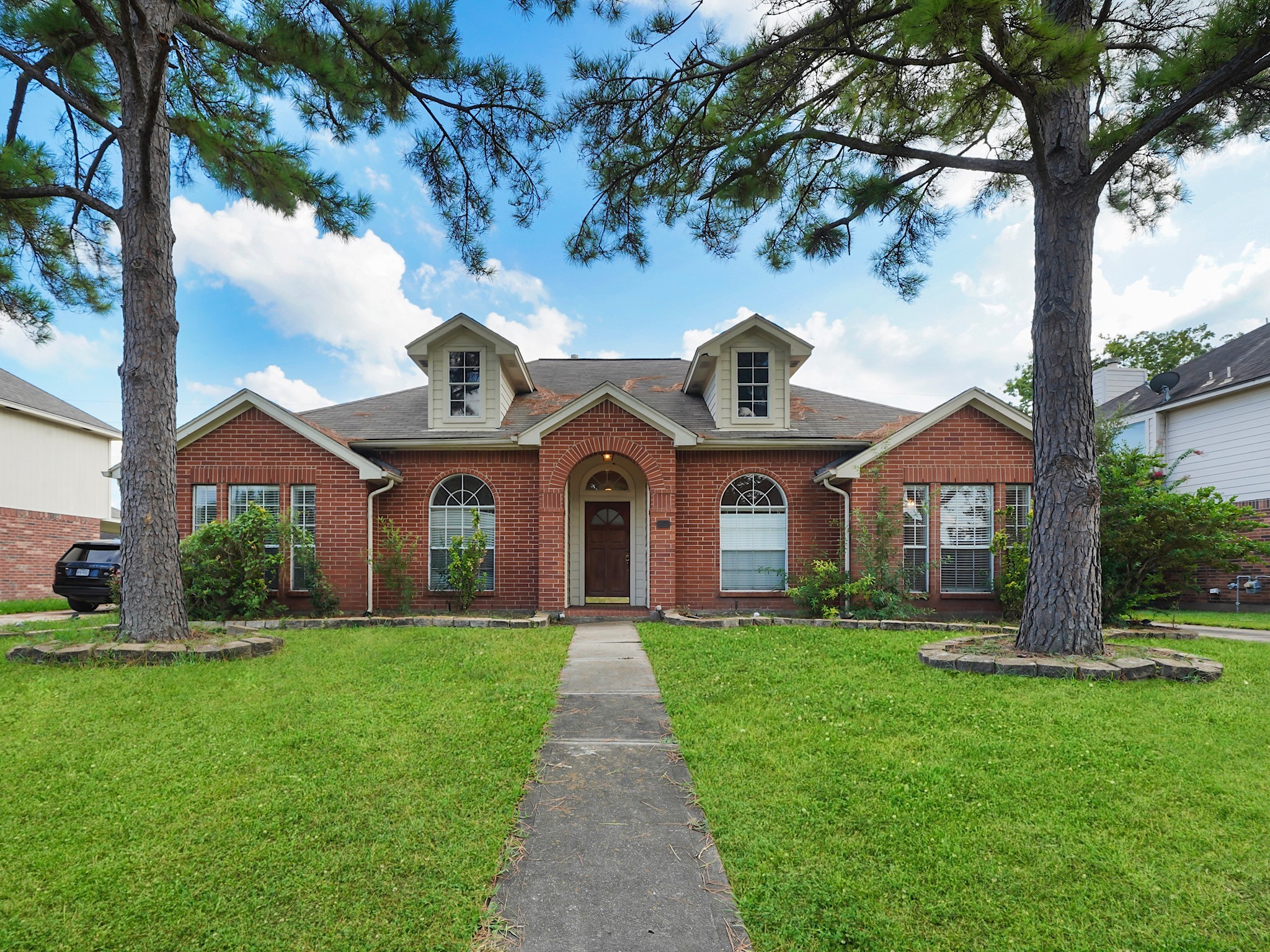 14827 Armitage Lane Sugar Land TX 77498