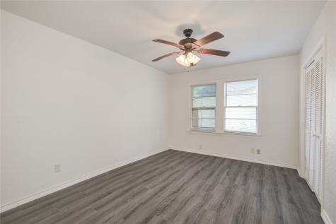 704 Pin Money Street Clute TX 77531