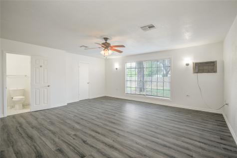 704 Pin Money Street Clute TX 77531