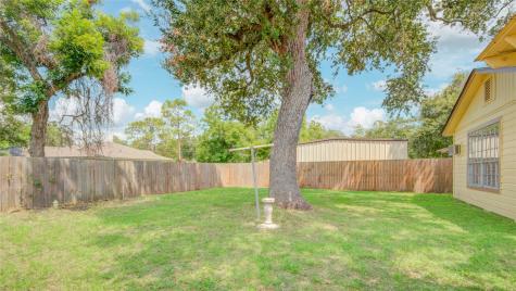 704 Pin Money Street Clute TX 77531
