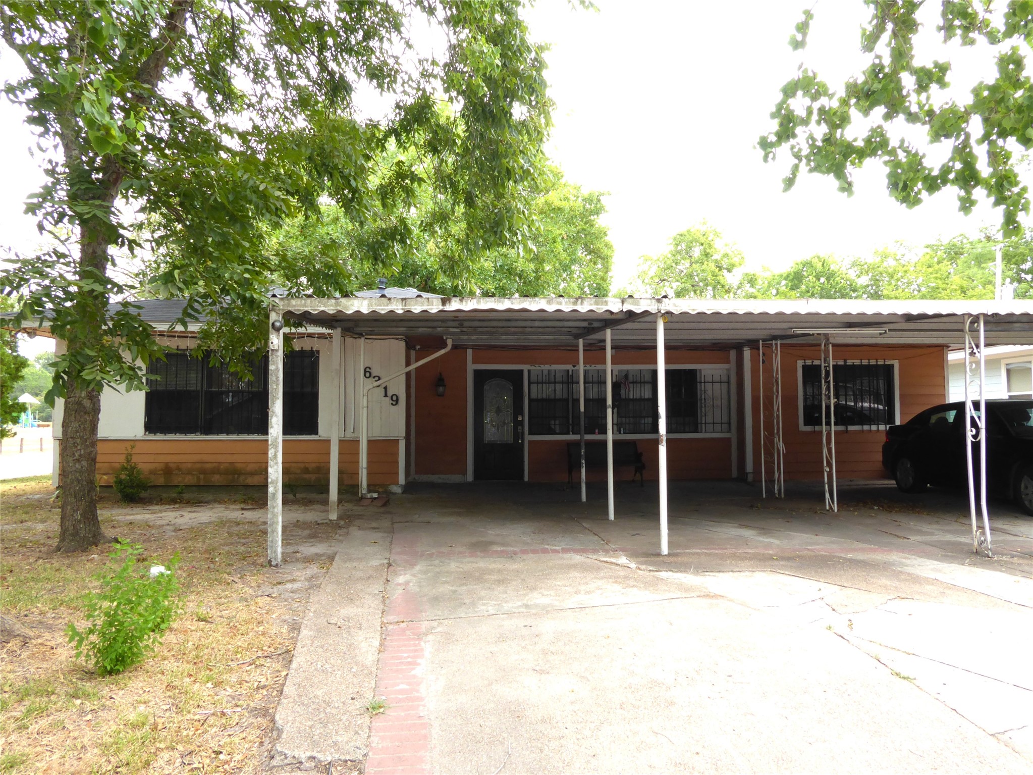 6319 Underhill Street Houston TX 77092