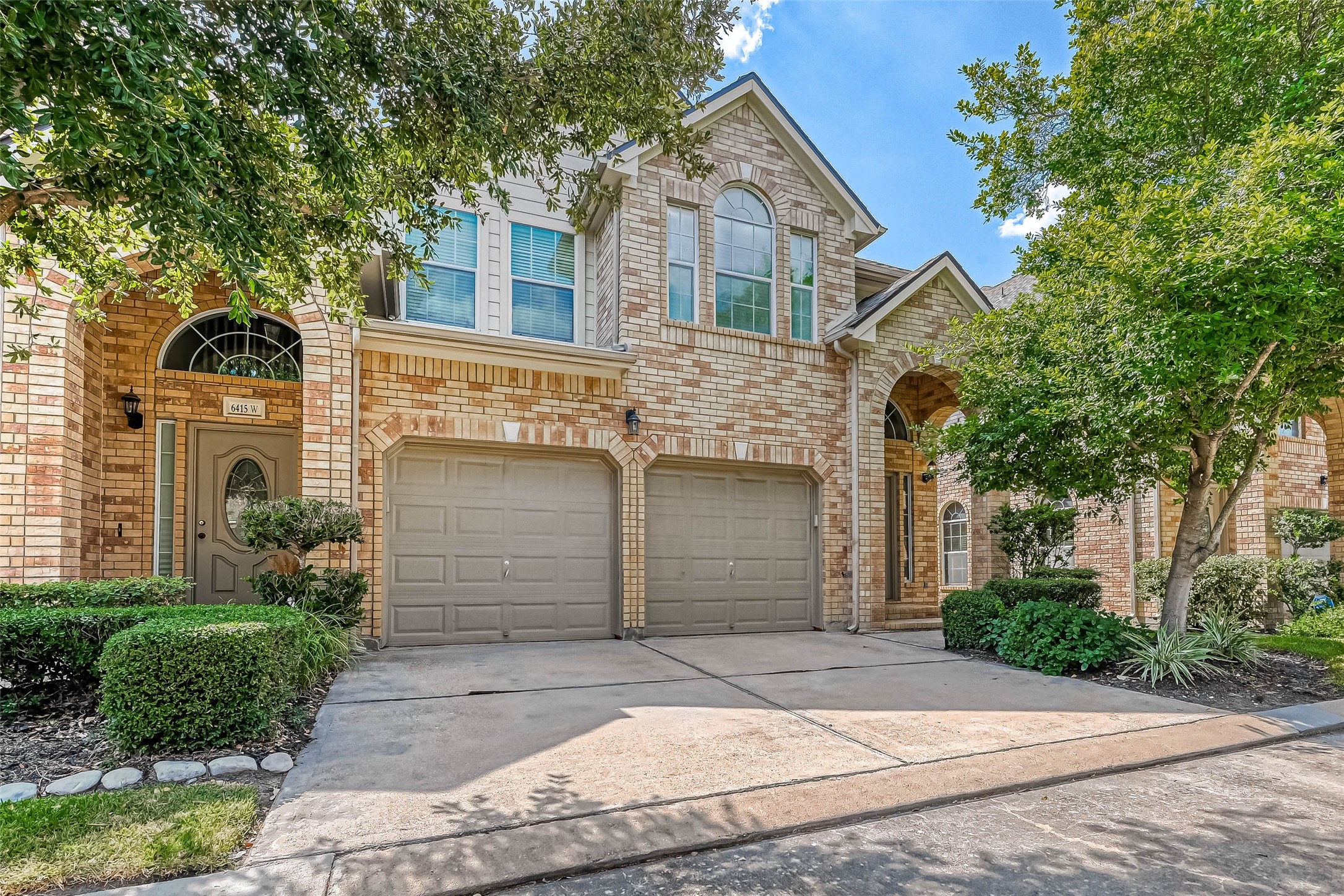6419 W Linpar Court Houston TX 77040