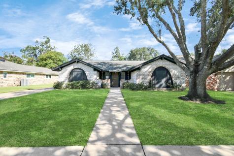154 Camellia Street Sugar Land TX 77478