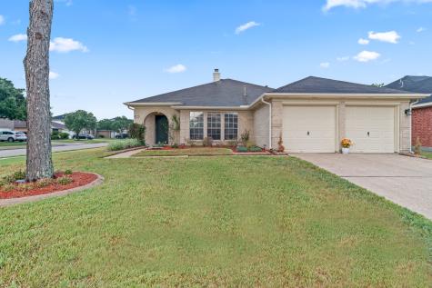 4526 Hardwood Glen Drive Fresno TX 77545