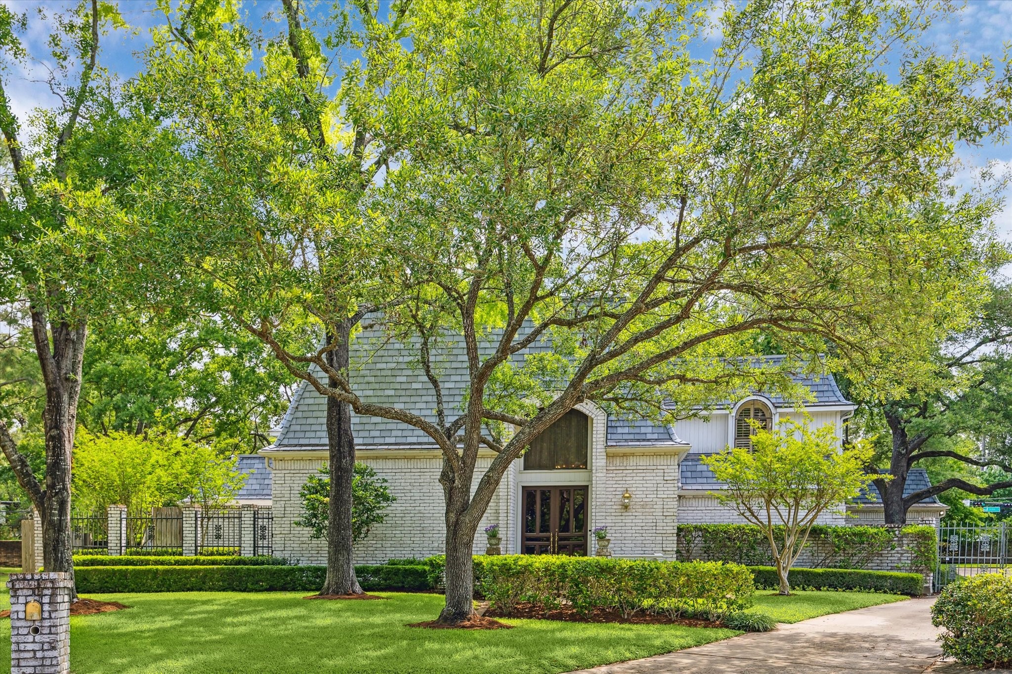 10803 Oak Creek Street Houston TX 77024