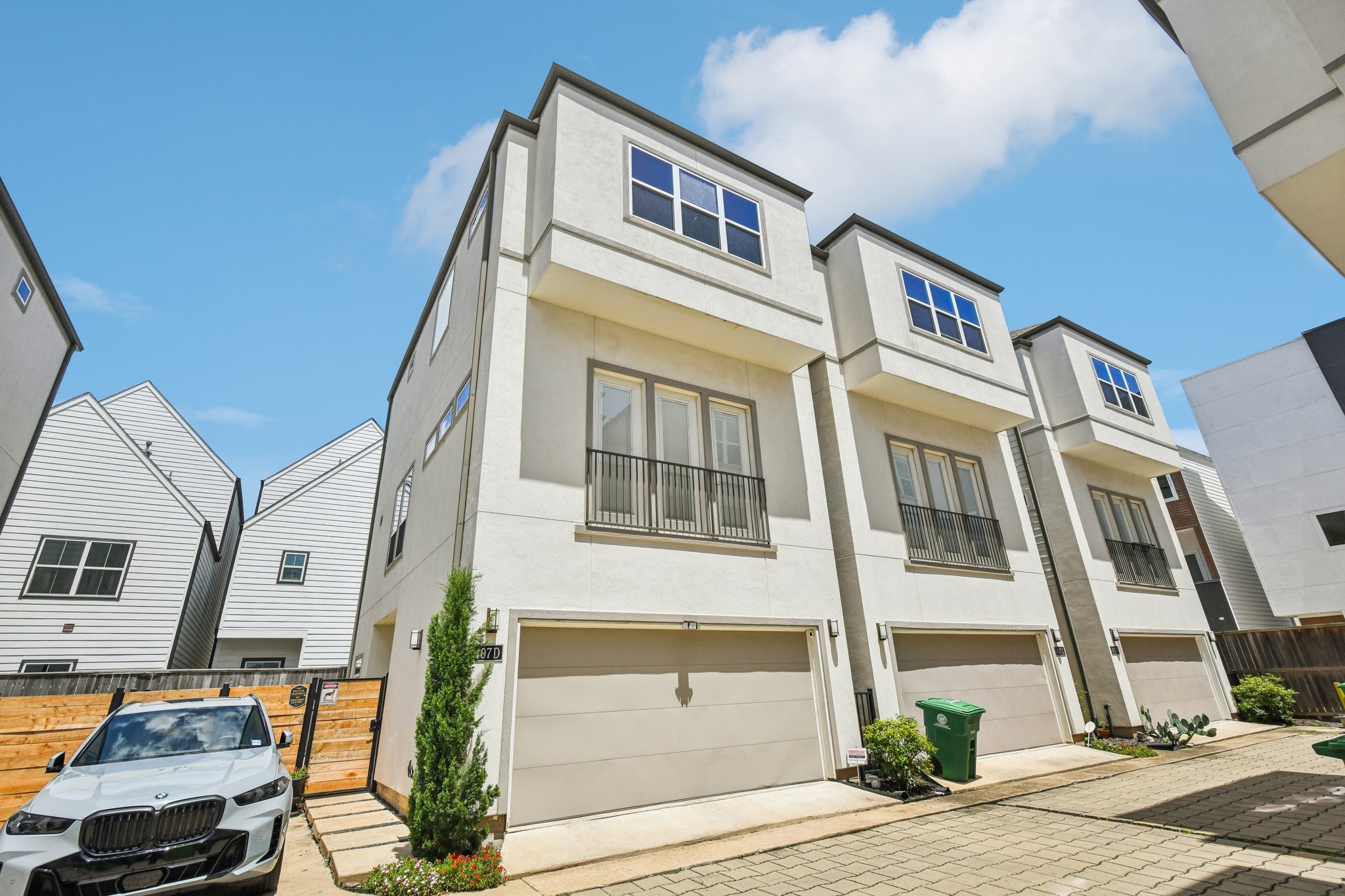 407 N Nagle Street D Houston TX 77003